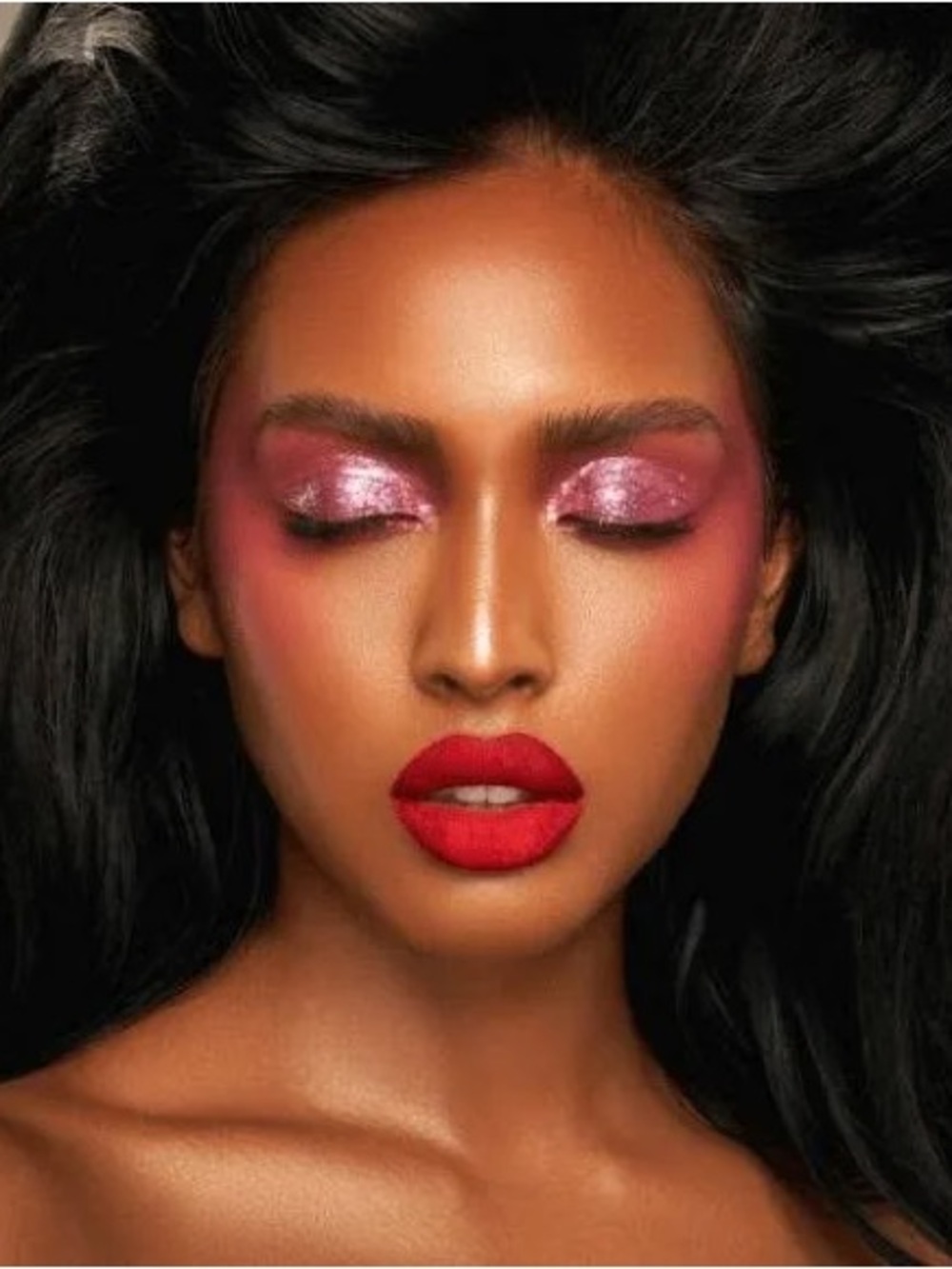 Danessa Myricks Beauty Iridescent Pink-Gold Loose Eyeshadow Pigment - Picture 3 of 7